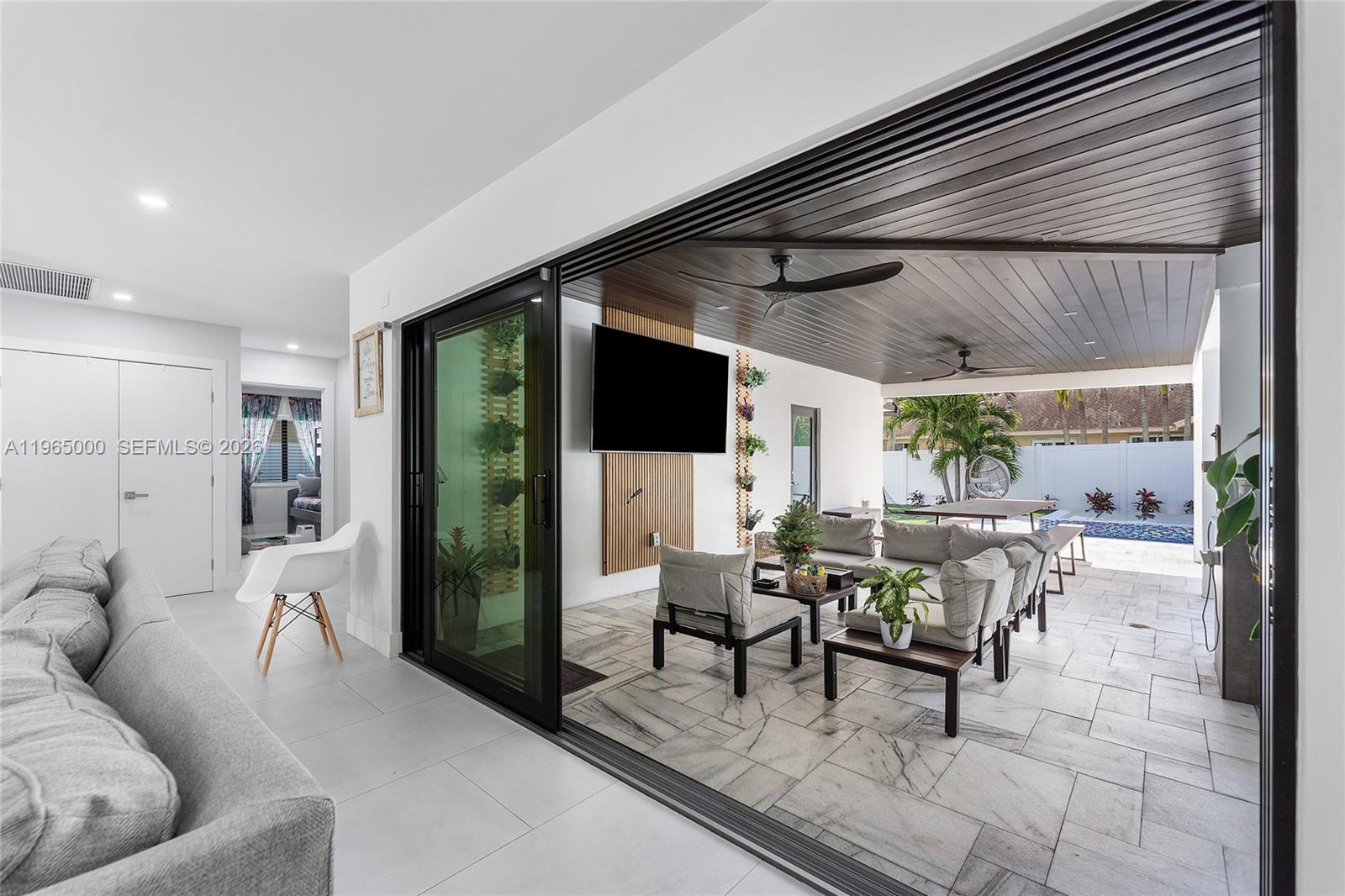 4892 Willow Drive Boca Raton, FL 33487 - Photo 30 of 54