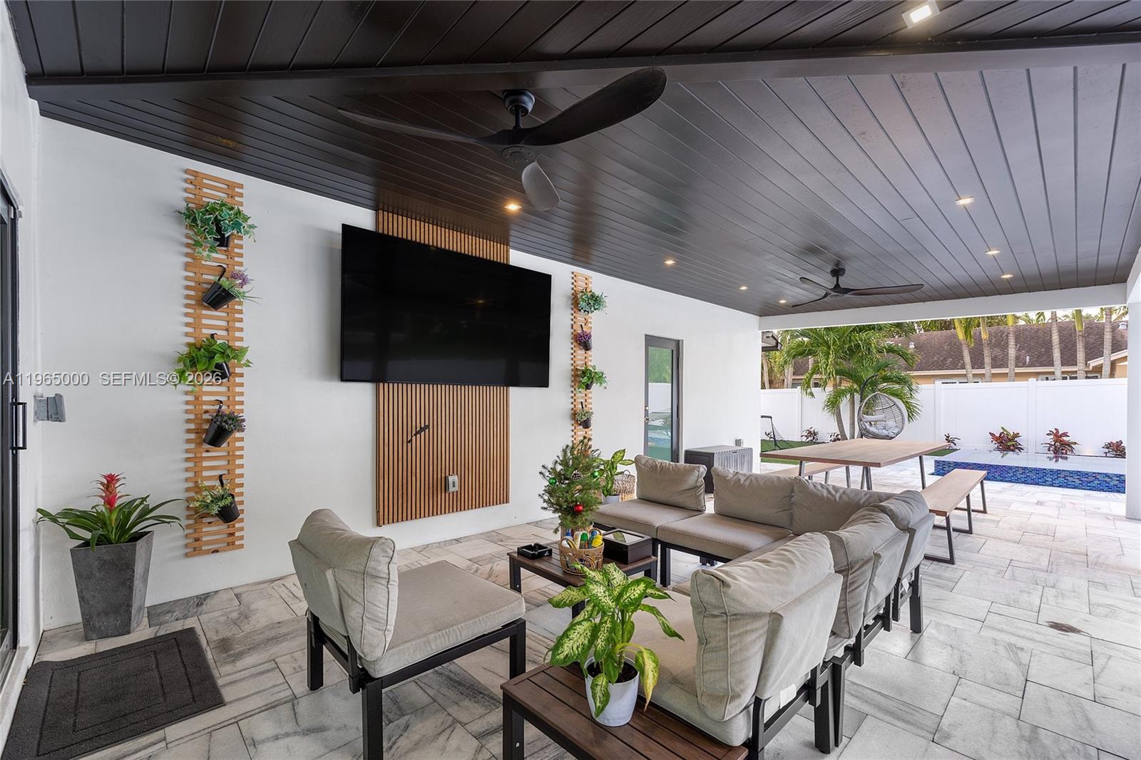 4892 Willow Drive Boca Raton, FL 33487 - Photo 31 of 54