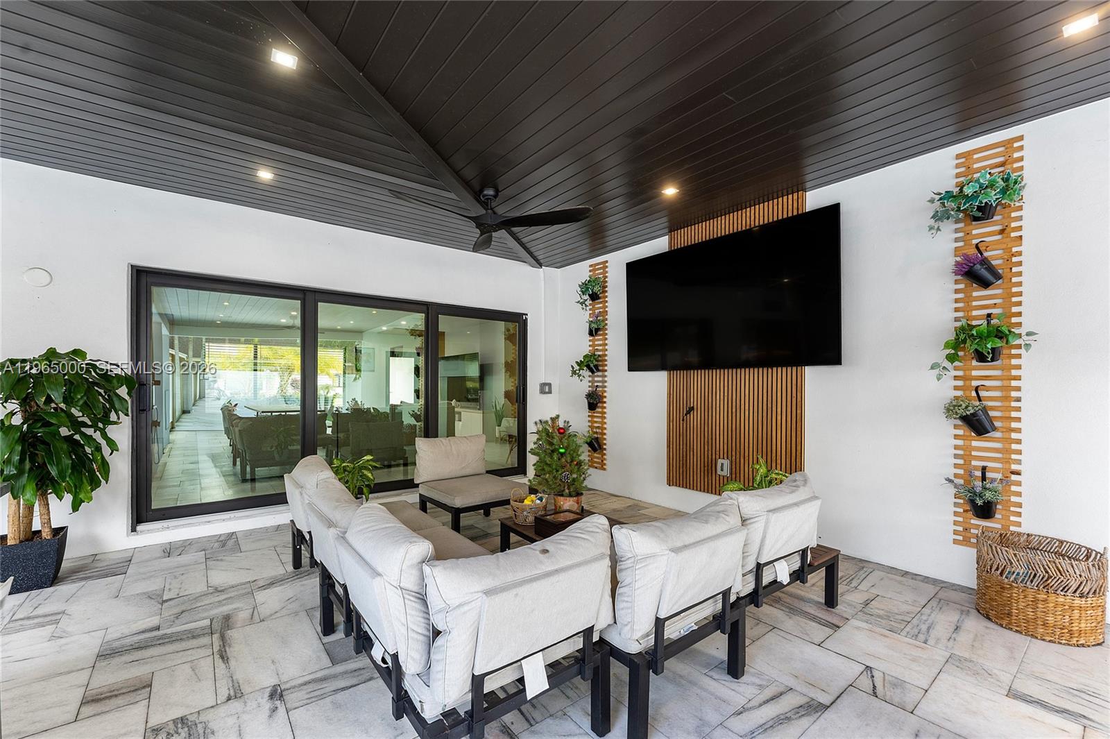 4892 Willow Drive Boca Raton, FL 33487 - Photo 32 of 54