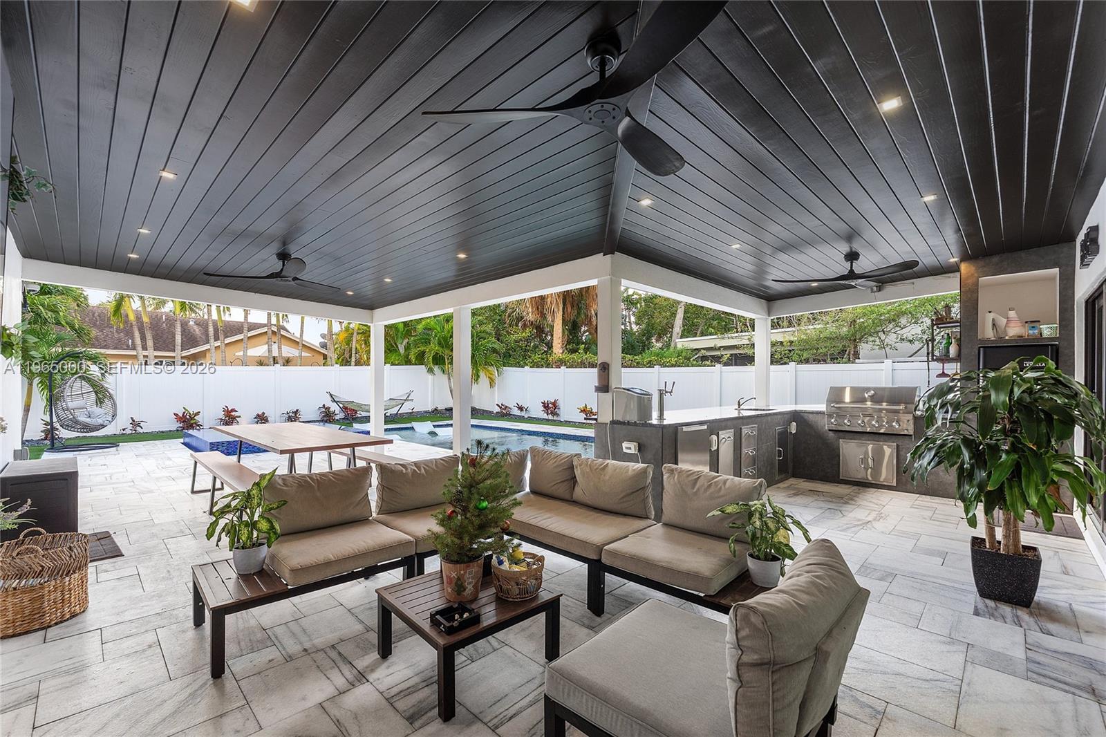 4892 Willow Drive Boca Raton, FL 33487 - Photo 34 of 54