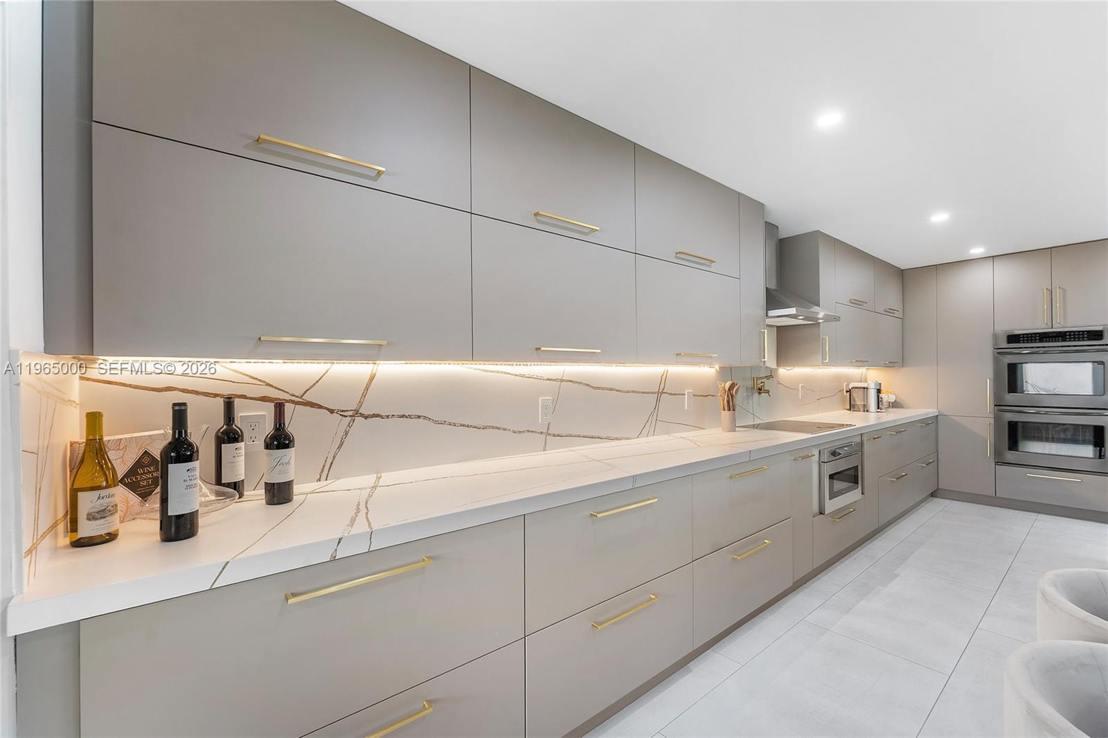 4892 Willow Drive Boca Raton, FL 33487 - Photo 10 of 54