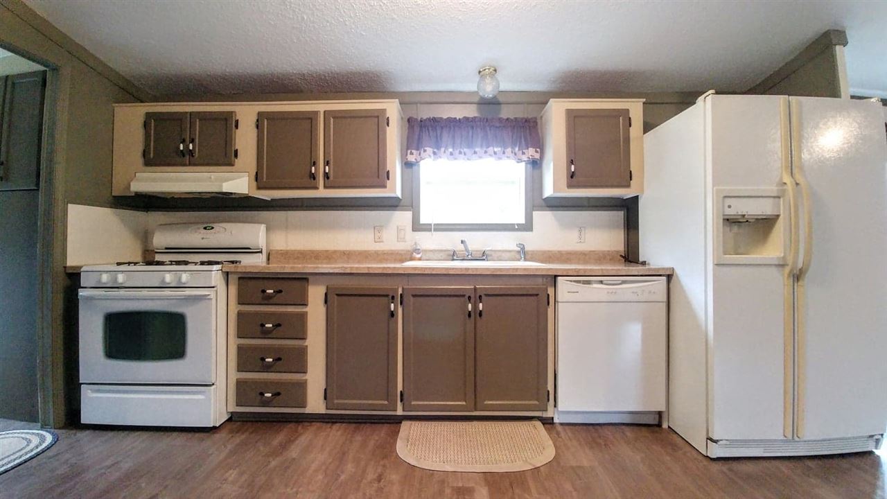 126 East 26 Road Boon, MI 49618 - Photo 6 of 20 1874074-5.JPG