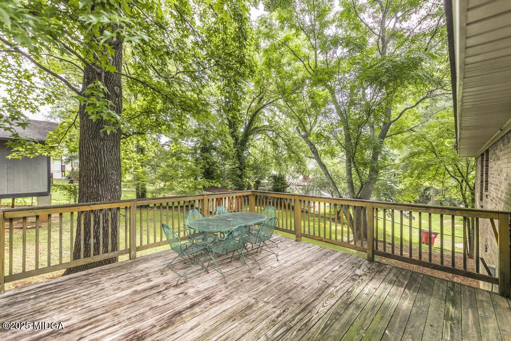 4112 West Hickory Court Macon, GA 31210 - Photo 11 of 12 Back Deck