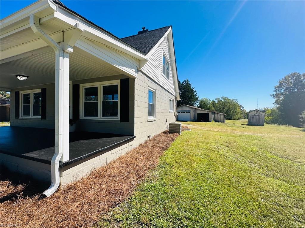 1751 Horneytown Road High Point, NC 27265 - Photo 3 of 35 Gallery Image 3