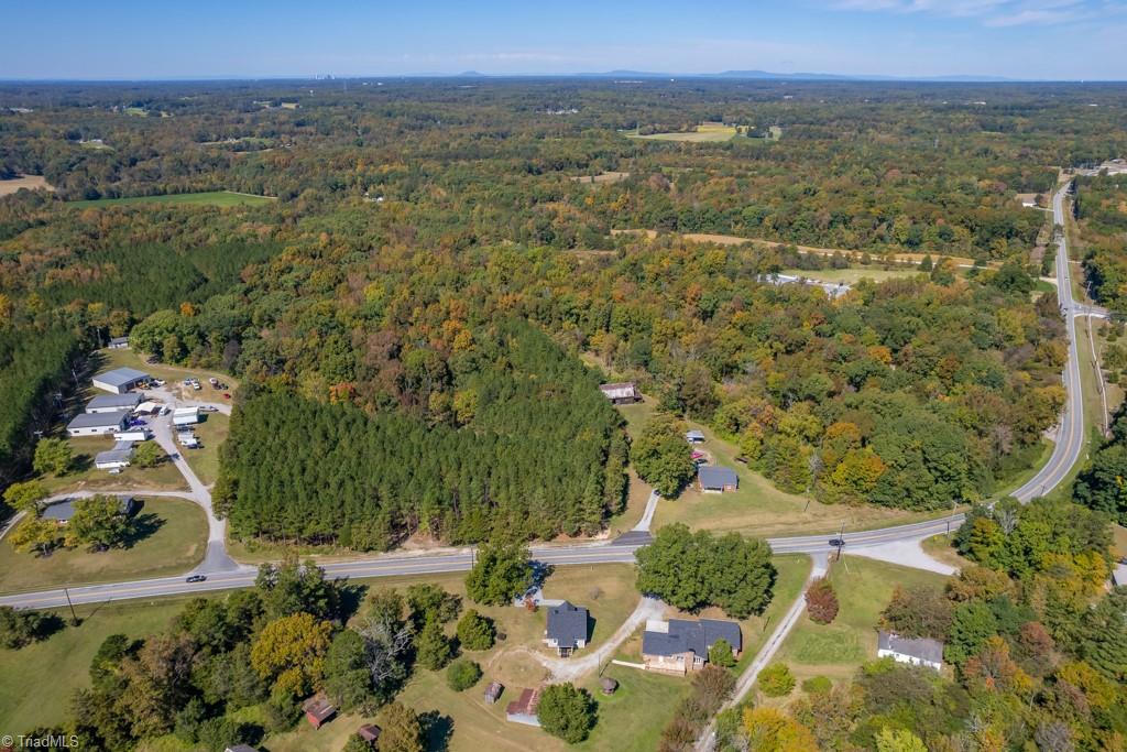 1751 Horneytown Road High Point, NC 27265 - Photo 34 of 35 Gallery Image 34