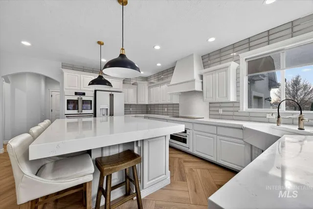 $1,695,000 | 7887 South Old Farm Lane, Meridian, ID 83642