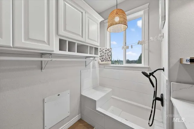 $1,695,000 | 7887 South Old Farm Lane, Meridian, ID 83642