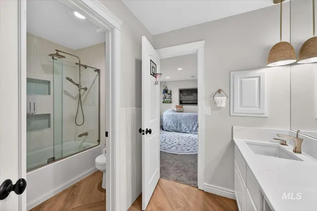 $1,695,000 | 7887 South Old Farm Lane, Meridian, ID 83642