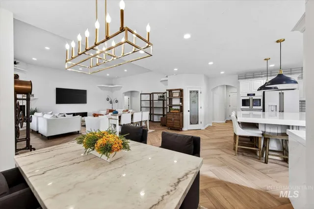 $1,695,000 | 7887 South Old Farm Lane, Meridian, ID 83642