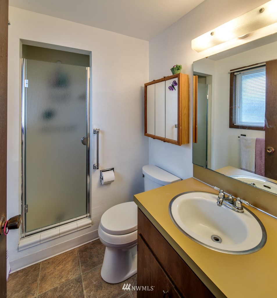 16908 Nilson Road Mount Vernon, WA 98273 - Photo 11 of 20 Gallery Image 11