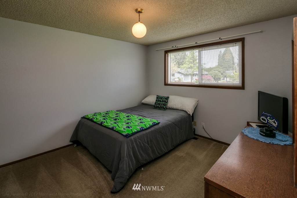 16908 Nilson Road Mount Vernon, WA 98273 - Photo 12 of 20 Gallery Image 12