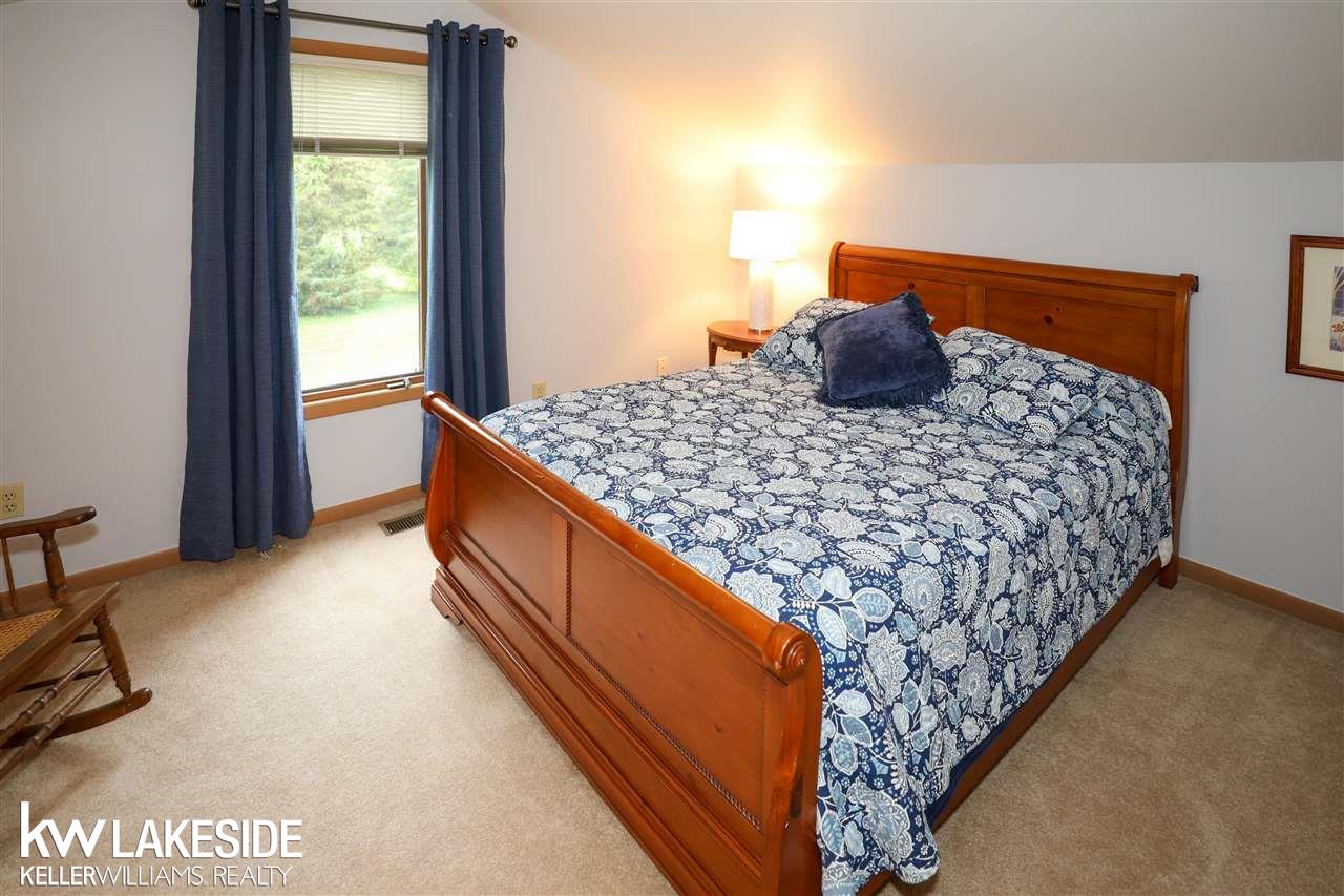 432 East Tienken Road Rochester Hills, MI 48306 - Photo 41 of 45