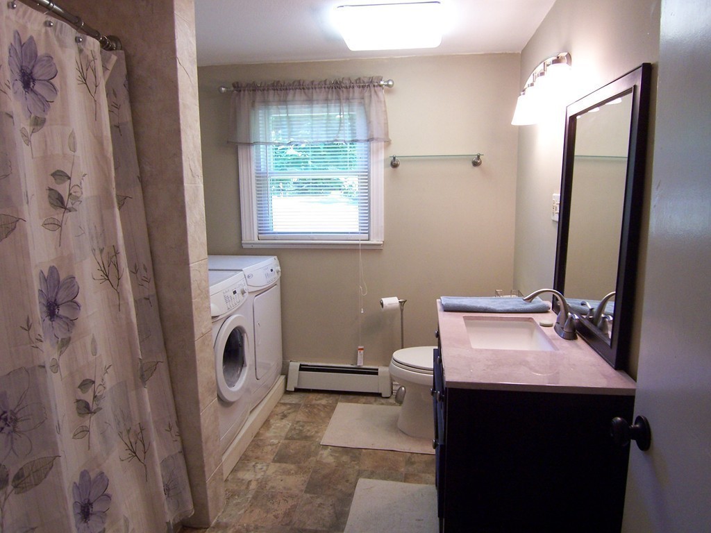 10 Hillcrest Road Hanson, MA 02341 - Photo 18 of 29 Gallery Image 18