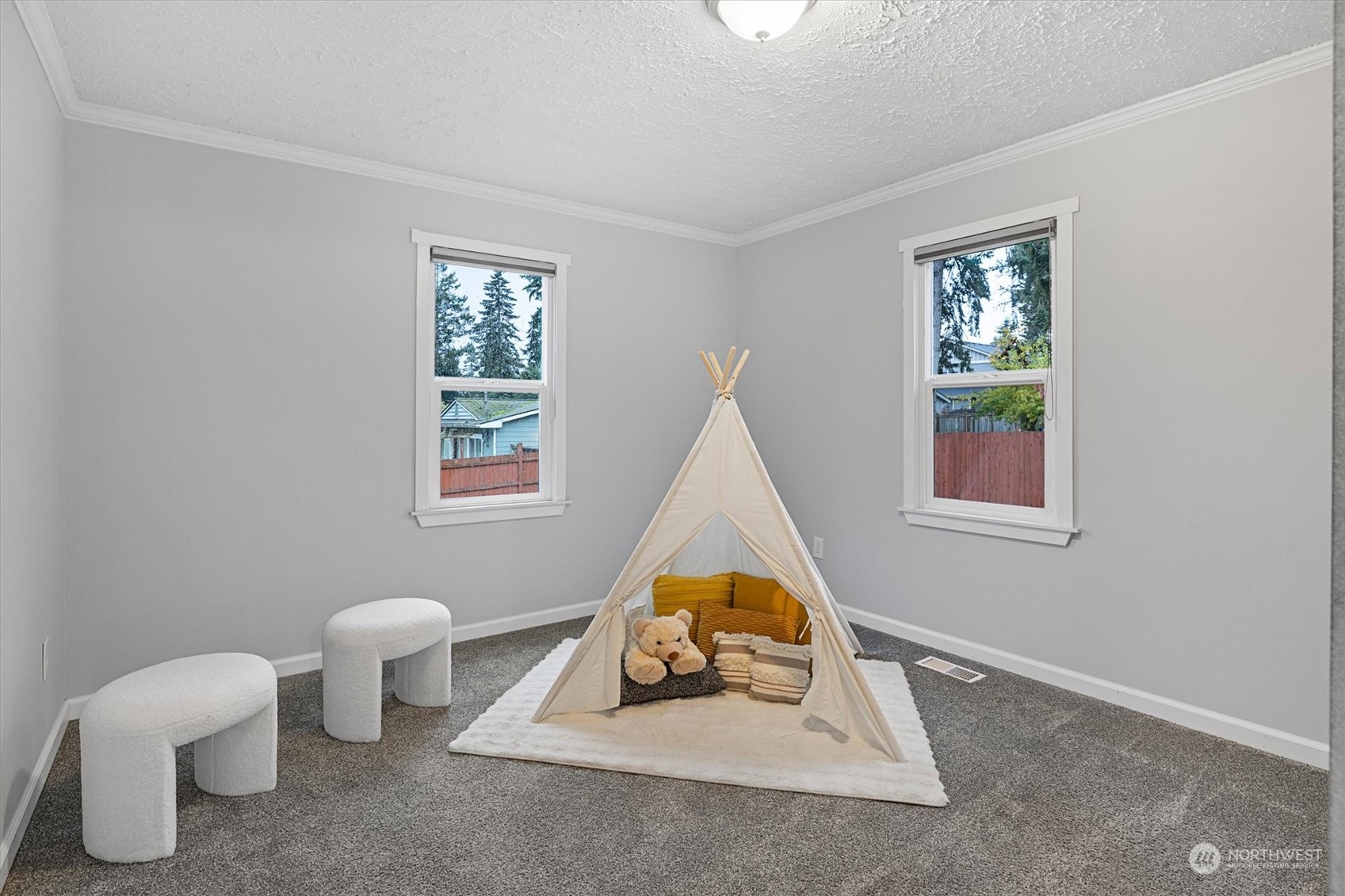 24008 Meridian Avenue South Bothell, WA 98021 - Photo 15 of 31