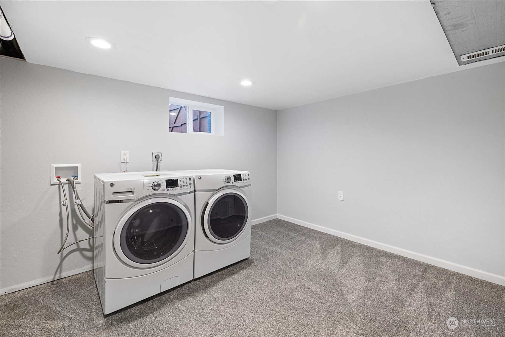 24008 Meridian Avenue South Bothell, WA 98021 - Photo 23 of 31 a utility room with dryer and washer