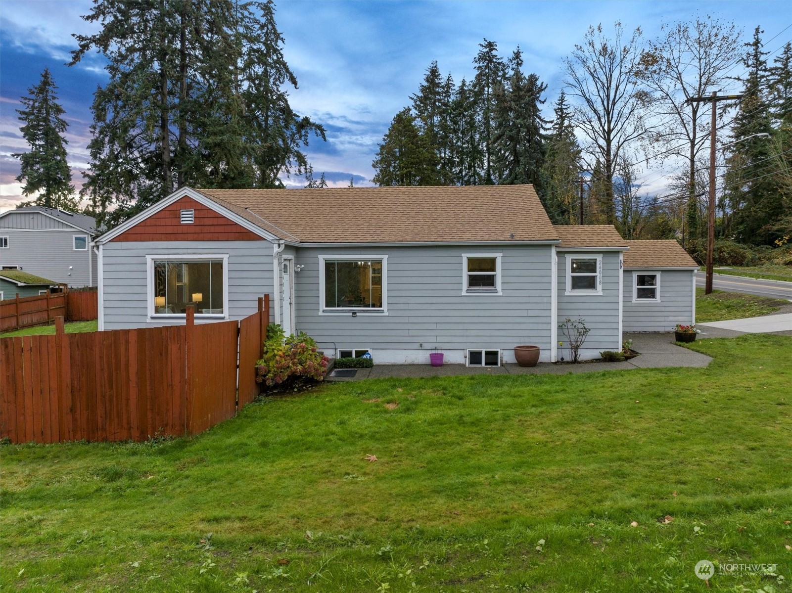 24008 Meridian Avenue South Bothell, WA 98021 - Photo 25 of 31 a front view of a house with a garden