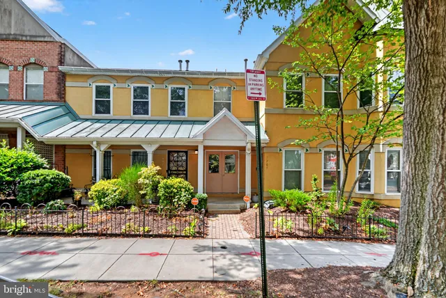 $235,000 | 3709 Grant Place Northeast, Unit B, Washington, DC 20019
