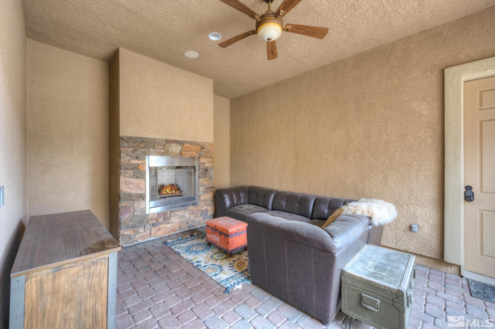 200 Shady Valley Road Sparks, NV 89441 - Photo 5 of 40 Photo 5