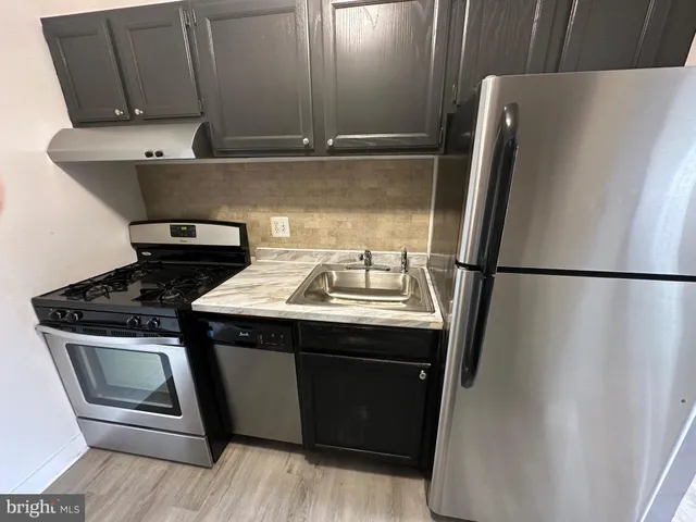 $1,900 | 12705 Dara Drive, Unit T1, Woodbridge, VA 22192