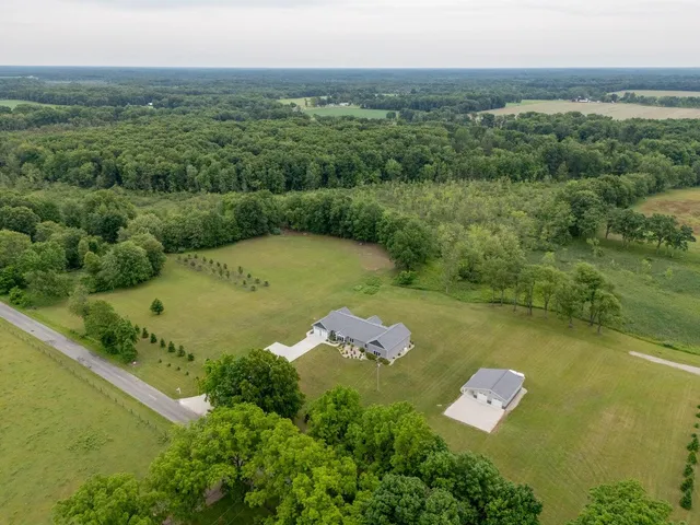 $1,150,000 | 1518 M Drive South, East Leroy, MI 49051
