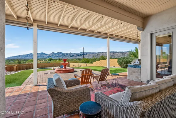 $700,000 | 985 North Arizona Estates Loop, Tucson, AZ 85748