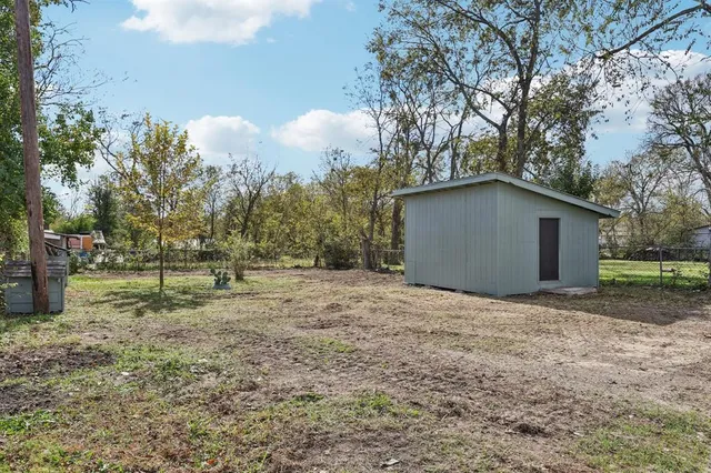 a view of backyard and outdoor space