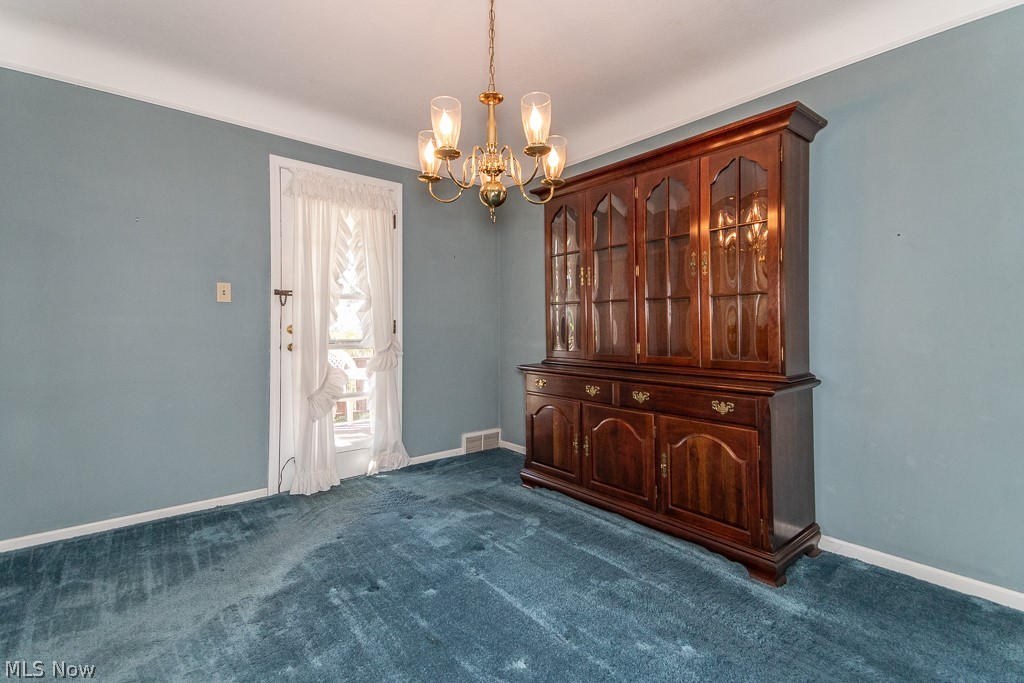 5258 East Farnhurst Road Cleveland, OH 44124 - Photo 7 of 39 Gallery Image 7
