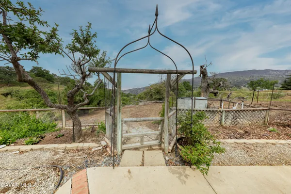 $439,000 | 30751 Pinedale Drive, Tehachapi, CA 93561