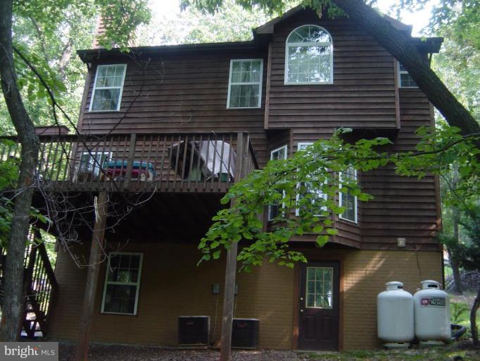 960 High Knob Road Front Royal, VA 22630 - Photo 3 of 14 Exterior (Rear)