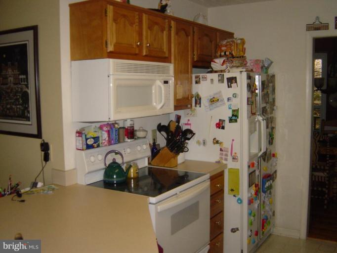 960 High Knob Road Front Royal, VA 22630 - Photo 10 of 14 Kitchen