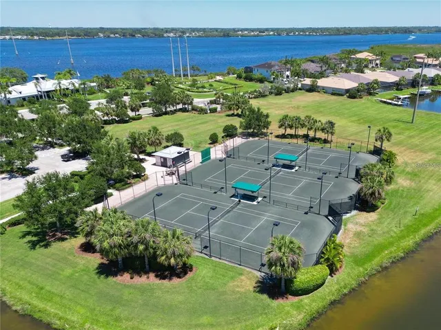 $375,000 | 931 Tidewater Shores Loop, Unit 712, Bradenton, FL 34208