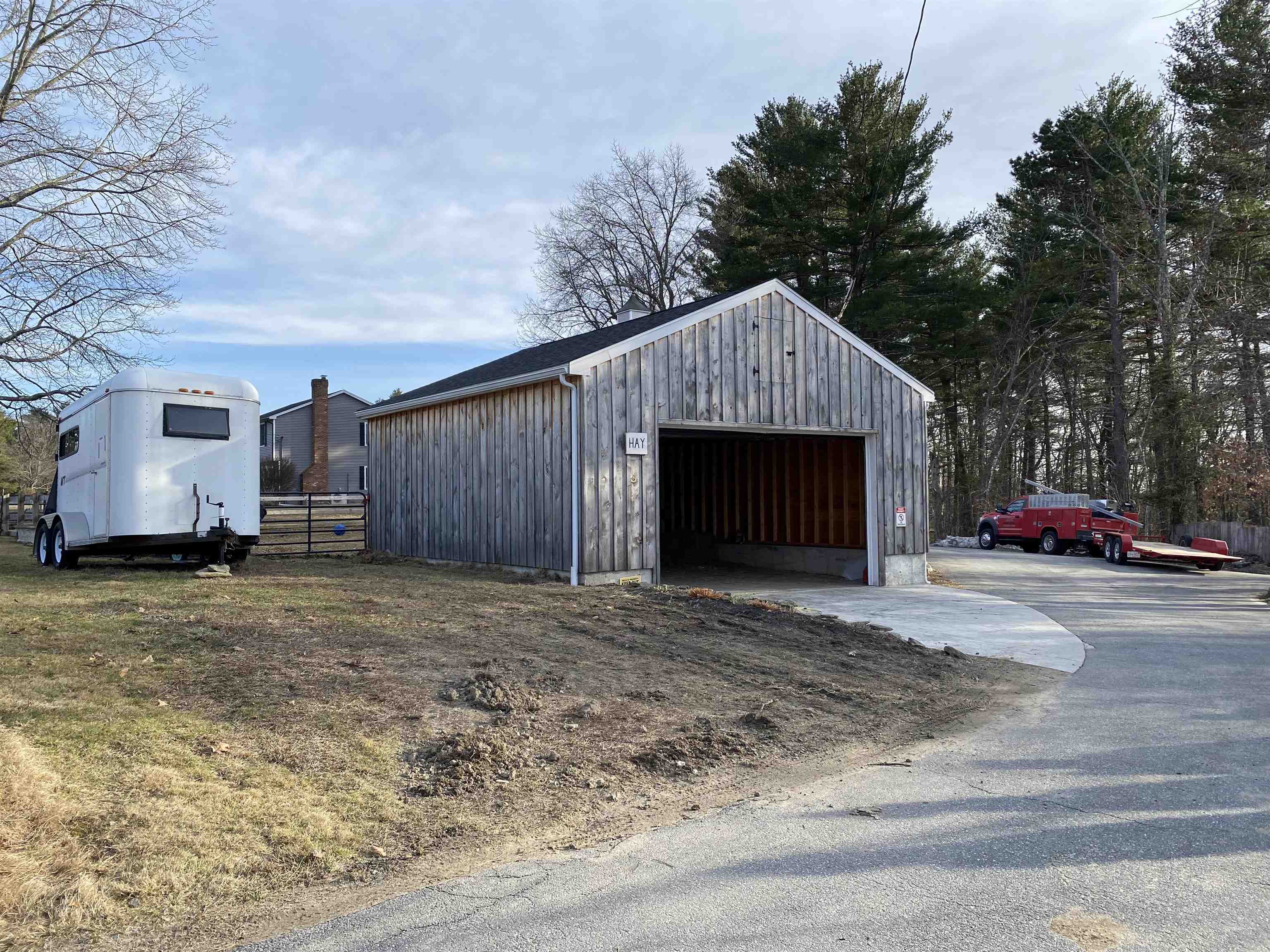 141 Bush Hill Road Pelham, NH 03076 - Photo 15 of 40