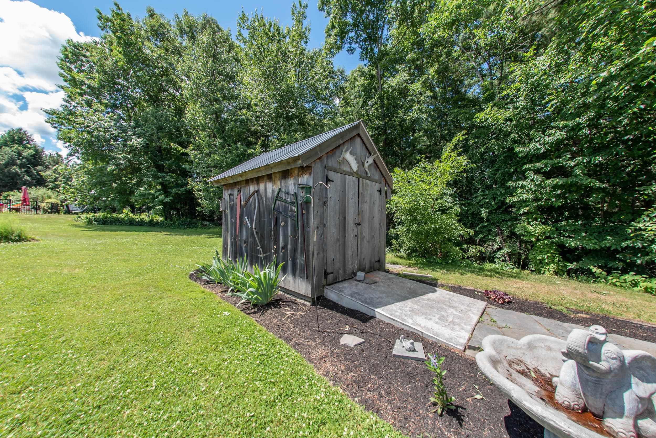 141 Bush Hill Road Pelham, NH 03076 - Photo 16 of 40