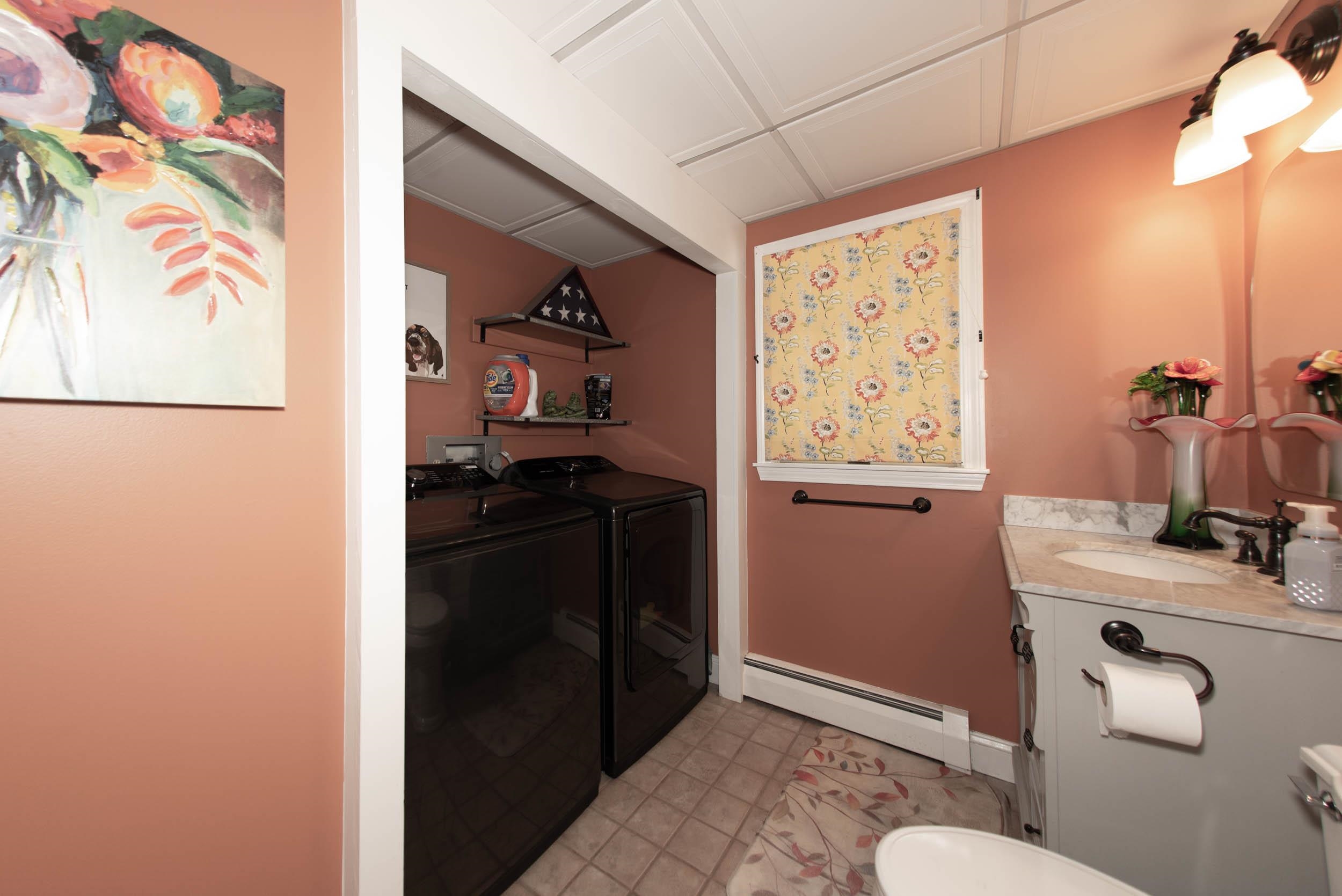 141 Bush Hill Road Pelham, NH 03076 - Photo 29 of 40
