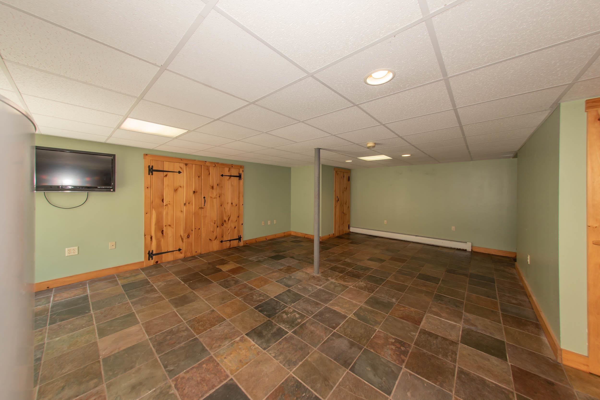 141 Bush Hill Road Pelham, NH 03076 - Photo 37 of 40