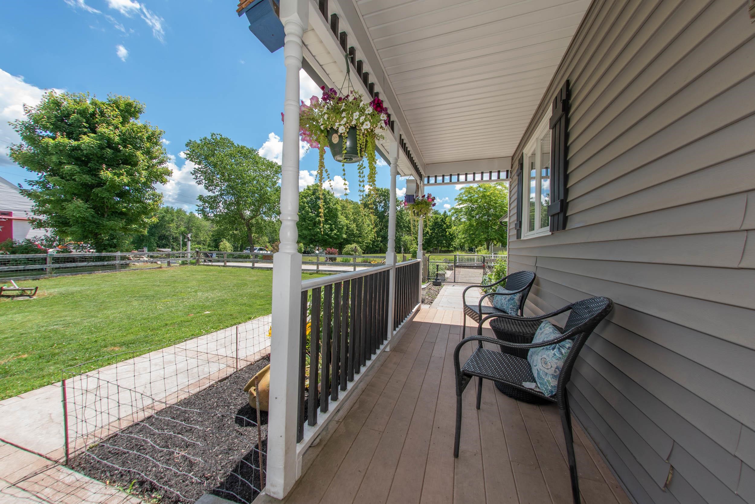 141 Bush Hill Road Pelham, NH 03076 - Photo 4 of 40