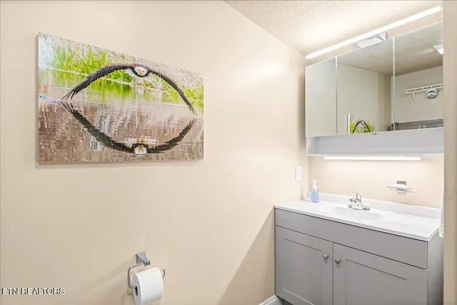 $345,000 | 160 Cove Hollow Road, La Follette, TN 37766