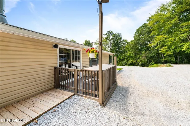 $345,000 | 160 Cove Hollow Road, La Follette, TN 37766