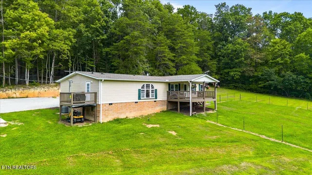 $345,000 | 160 Cove Hollow Road, La Follette, TN 37766