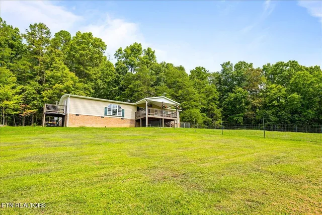 $345,000 | 160 Cove Hollow Road, La Follette, TN 37766