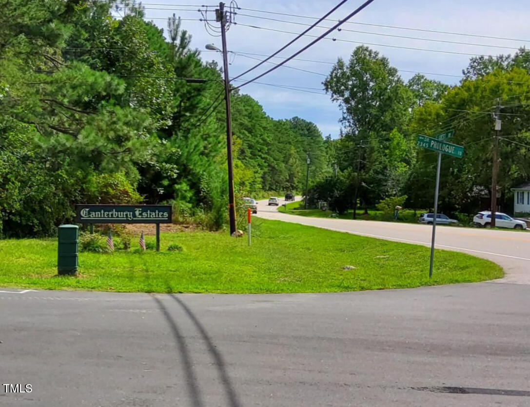 5809 Prioress Drive Durham, NC 27712 - Photo 2 of 7 IMG_0320