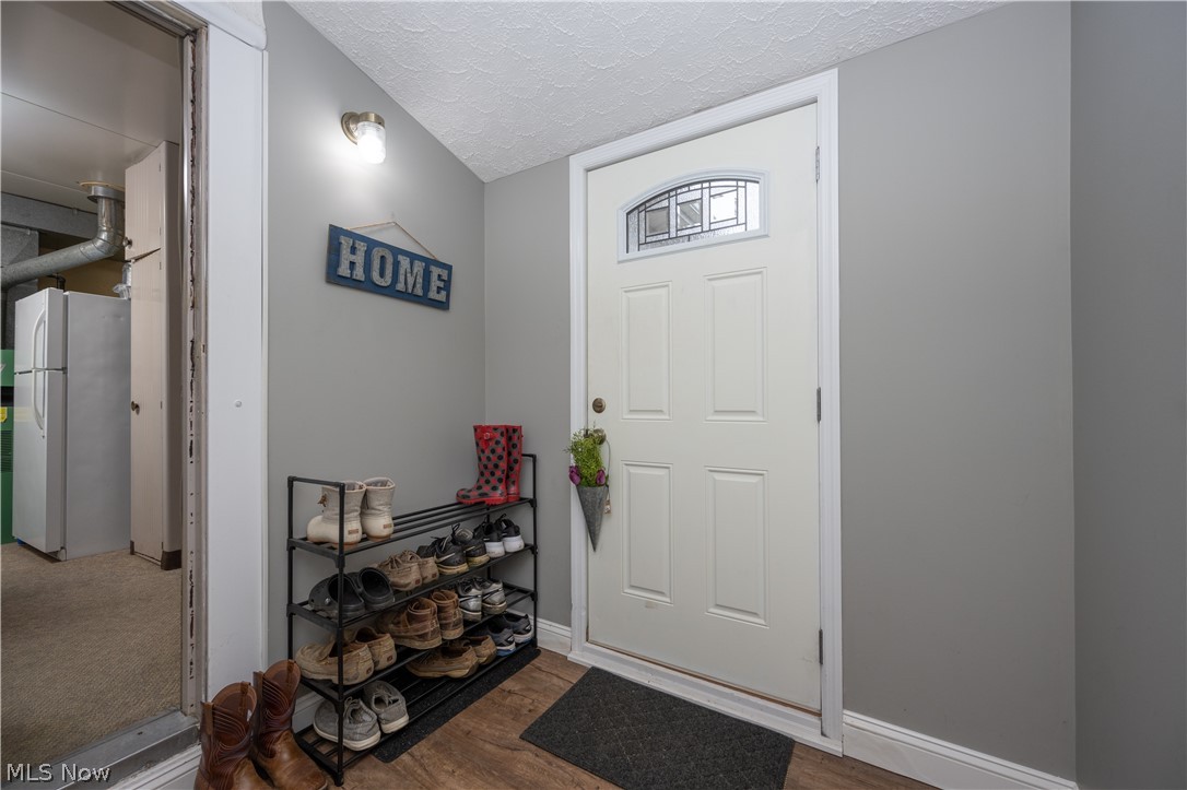 230 South Reeves Avenue Dover, OH 44622 - Photo 10 of 25 Gallery Image 10