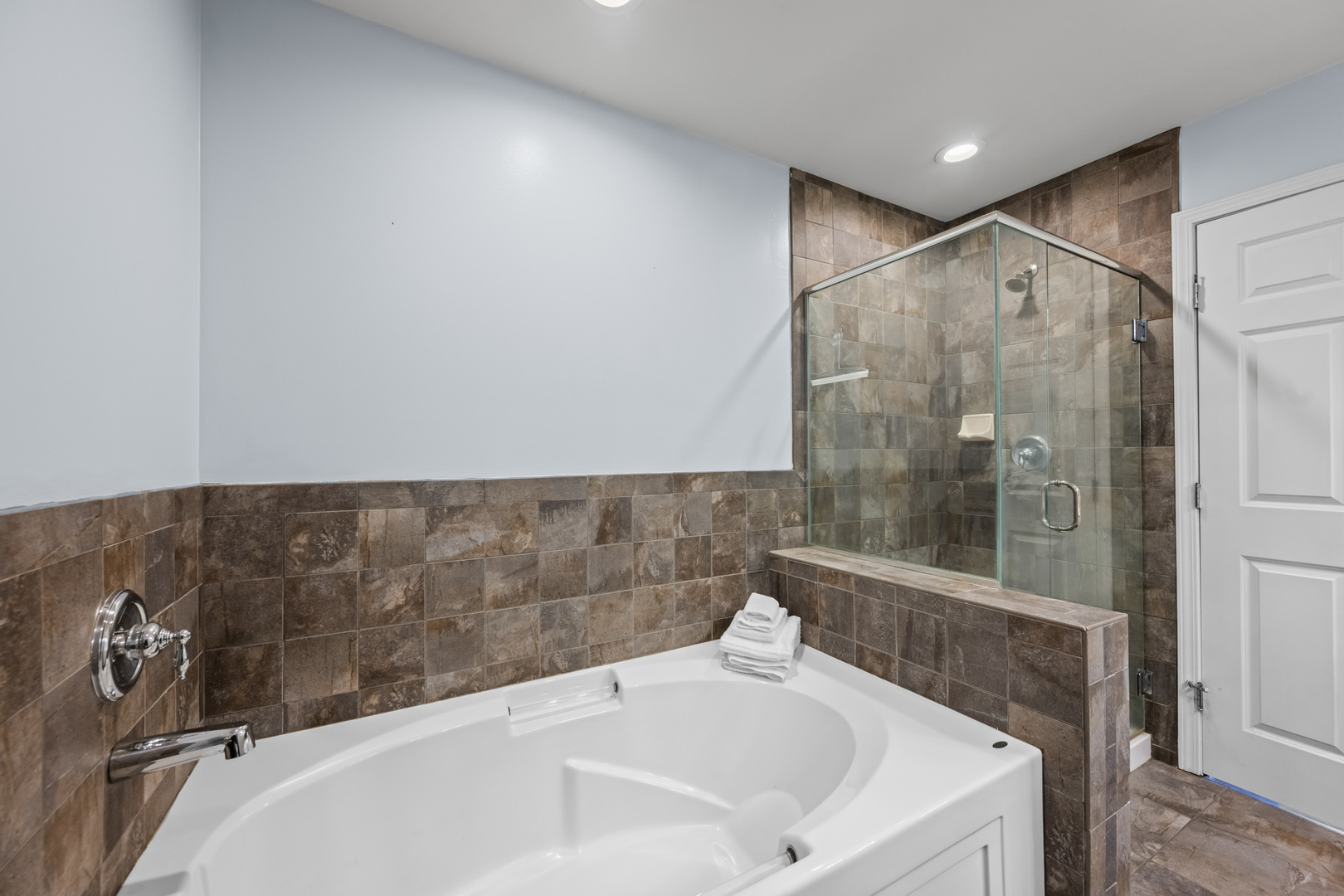 4519 West Irving Park Road Chicago, IL 60641 - Photo 10 of 19