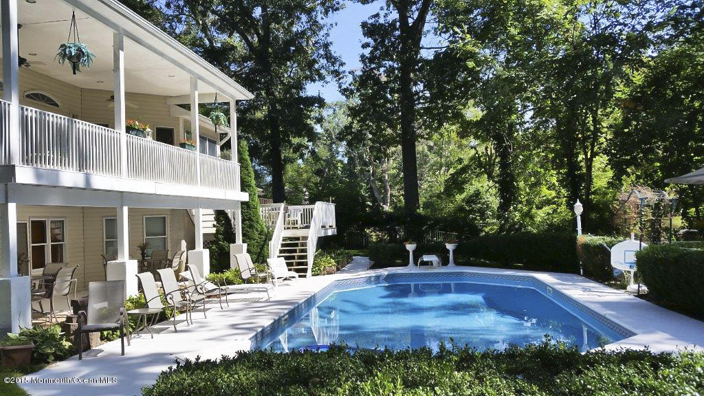 128 Manaqua Road Freehold, NJ 07728 - Photo 3 of 36 pool