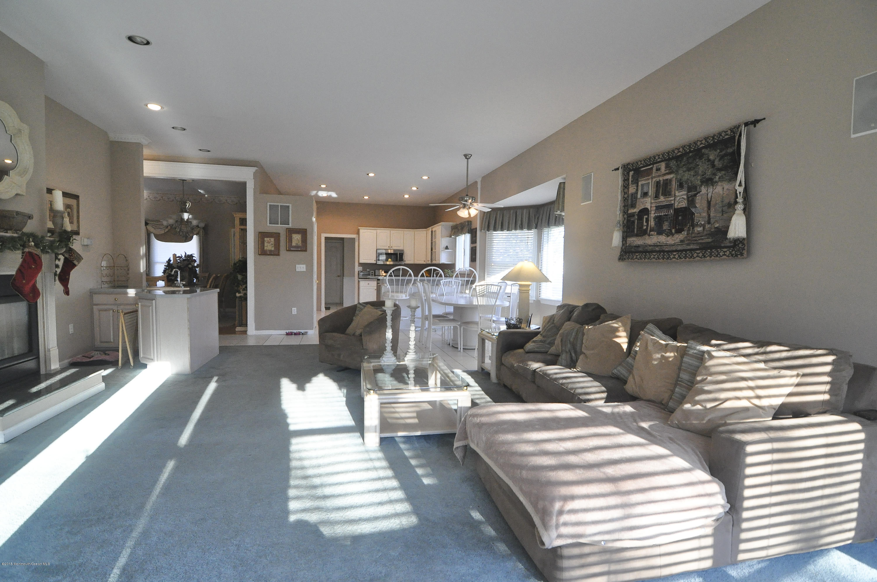 128 Manaqua Road Freehold, NJ 07728 - Photo 9 of 36 family roomview2
