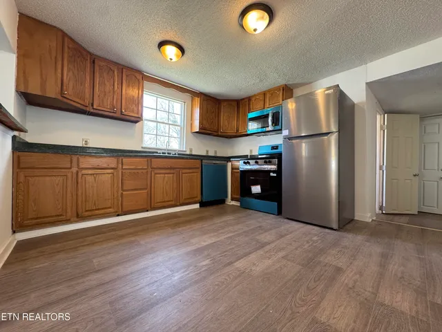 $169,900 | 915 Drive D, Knoxville, TN 37920