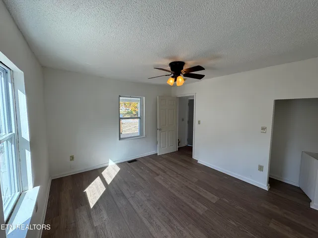 $169,900 | 915 Drive D, Knoxville, TN 37920