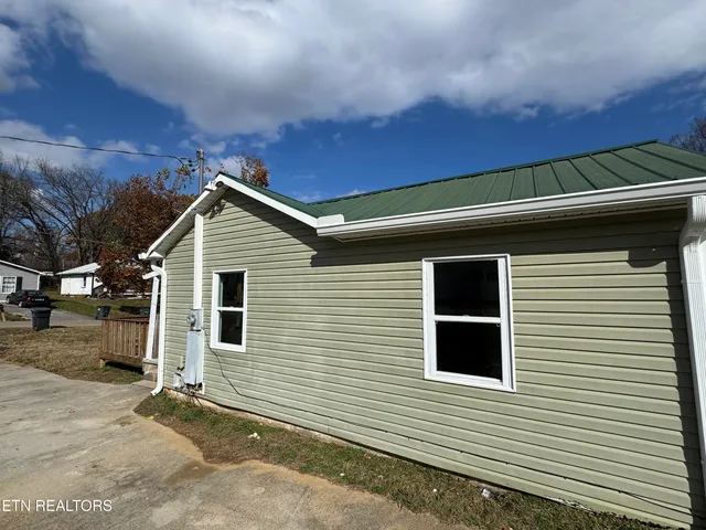 $169,900 | 915 Drive D, Knoxville, TN 37920