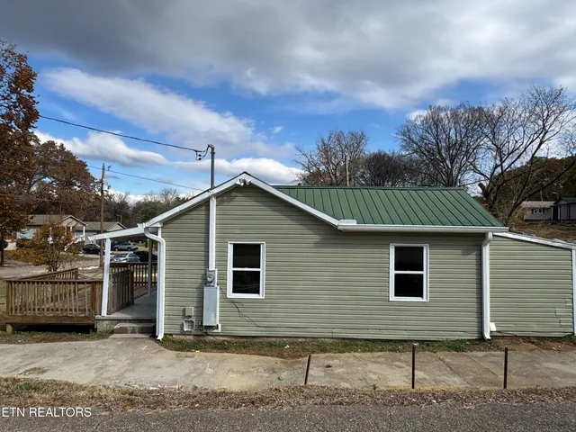 $169,900 | 915 Drive D, Knoxville, TN 37920