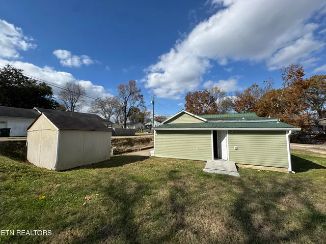 $169,900 | 915 Drive D, Knoxville, TN 37920